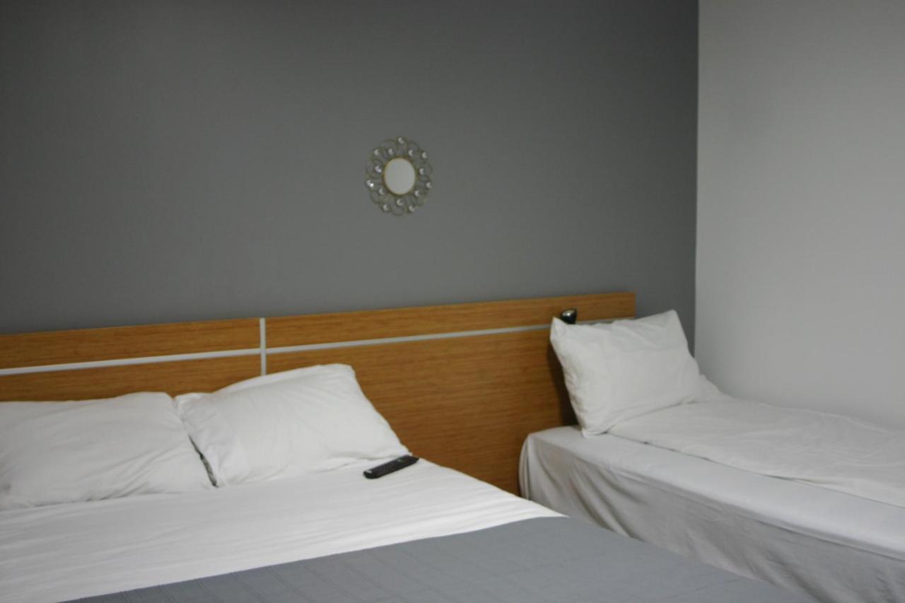 Helios Hotel Poitiers Exterior foto