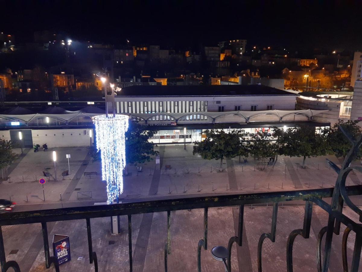 Helios Hotel Poitiers Exterior foto